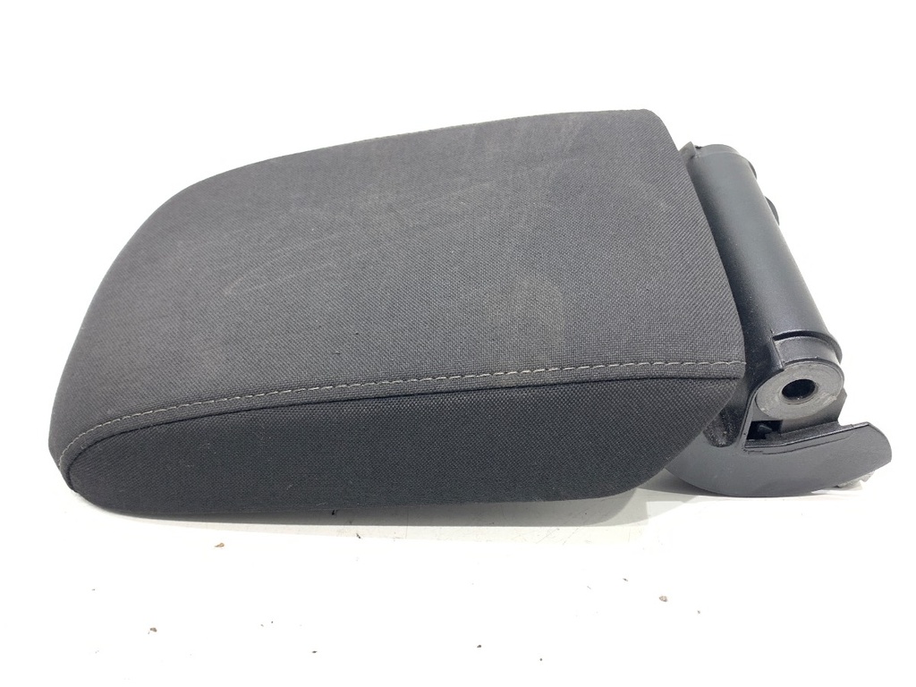 [STARK-813026] Reposabrazos VW Golf VII Variant (BA5, BV5) 2013-2022
