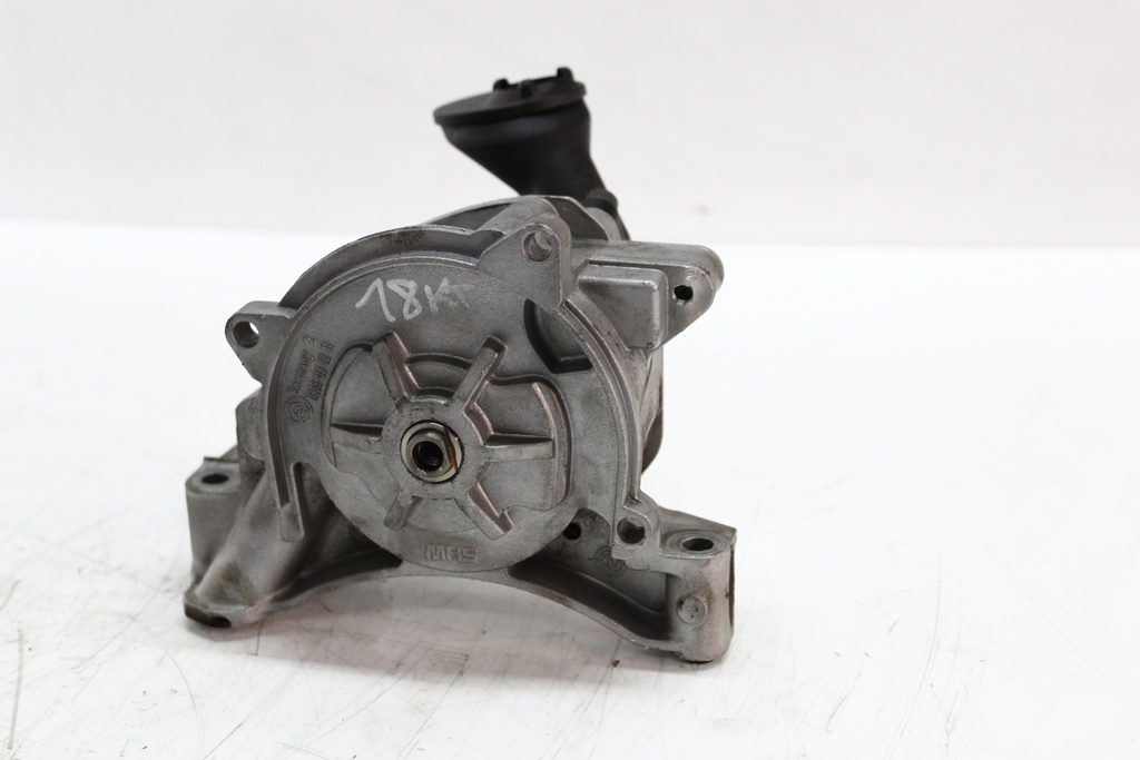 [MTD-327913] Bomba de aceite VW Golf Plus 5M Golf V 1K1 1.4 FSI BLN 03C105N