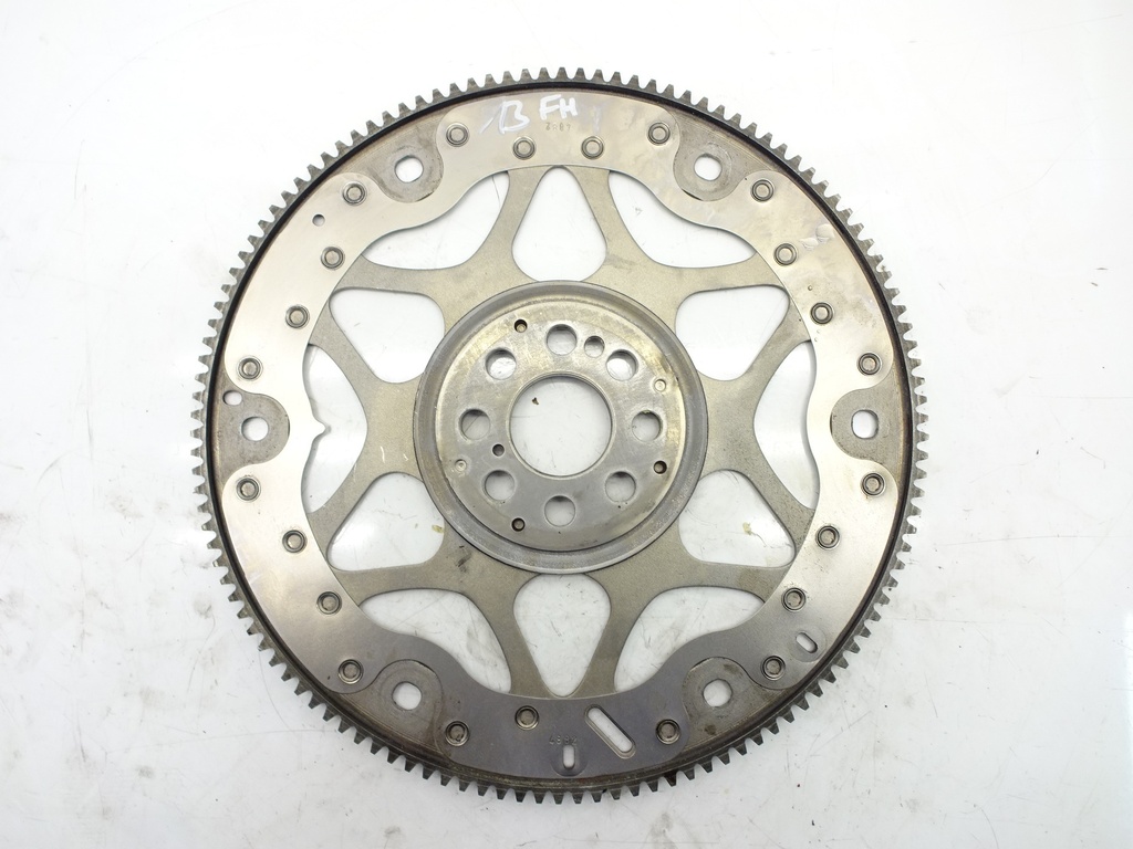 [MTD-330230] Volante motor BMW Serie 3 G20 G21 320d 2.0 Diesel B47D20B 8577213