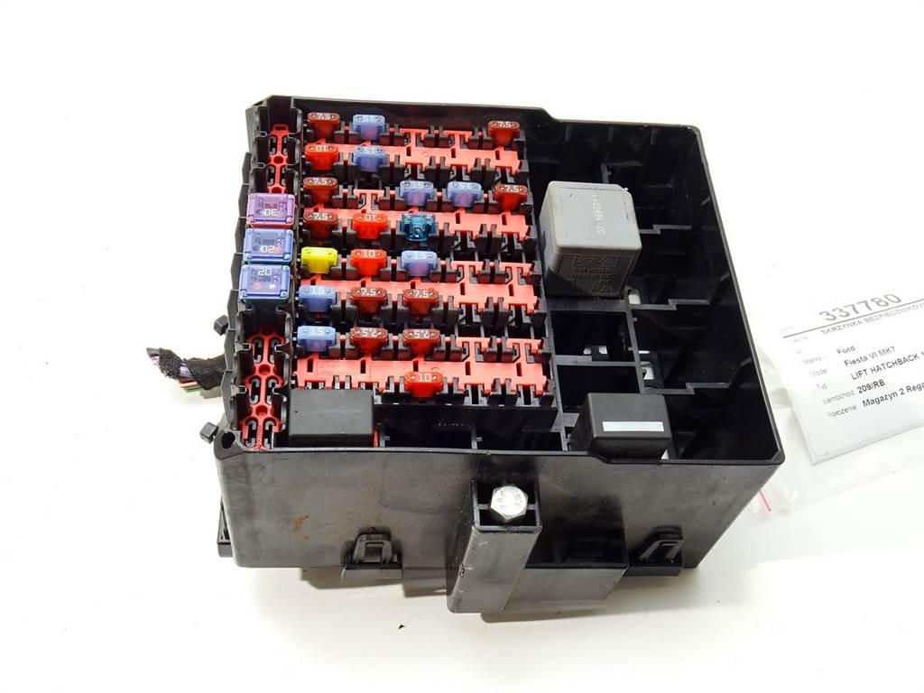 [STARK-337780] Caja de fusibles Ford Fiesta VI (CB1, CCN) 1.25 44 kW 2008-2022