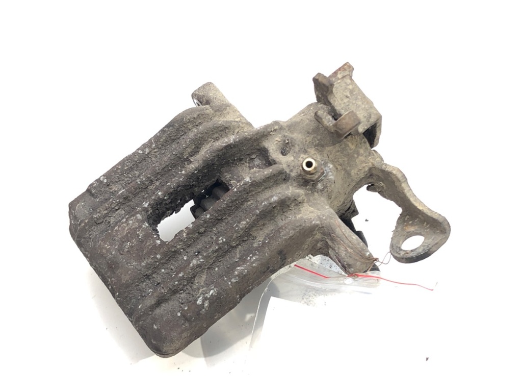 [STARK-437355] Pinza de freno trasera derecha VW Passat B5 Variant (3B5) 1997-2001