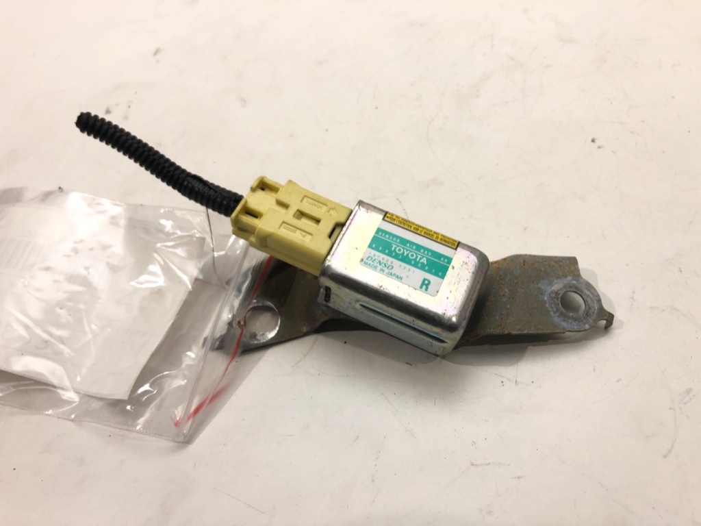 [STARK-508232] Sensor de impacto LEXUS RX (_U3_) 2003-2008 89833-0E010