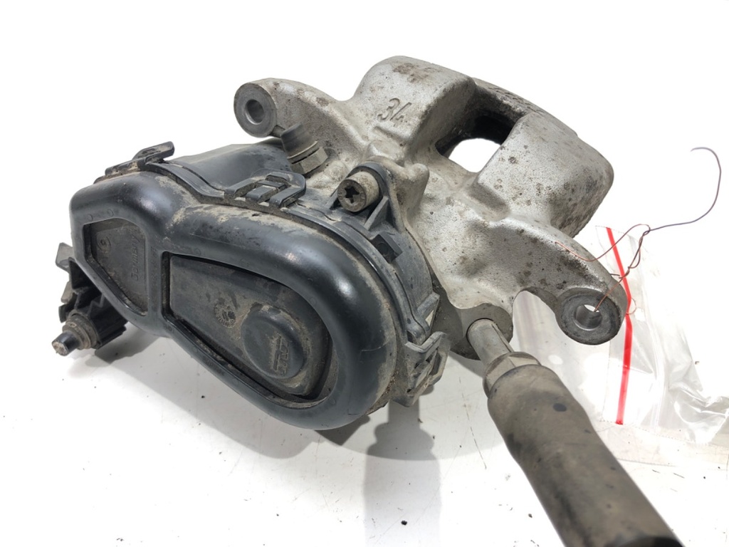 [STARK-524295] Pinza de freno trasera derecha Mercedes-Benz CLA Coupe (C117) 2013-2019