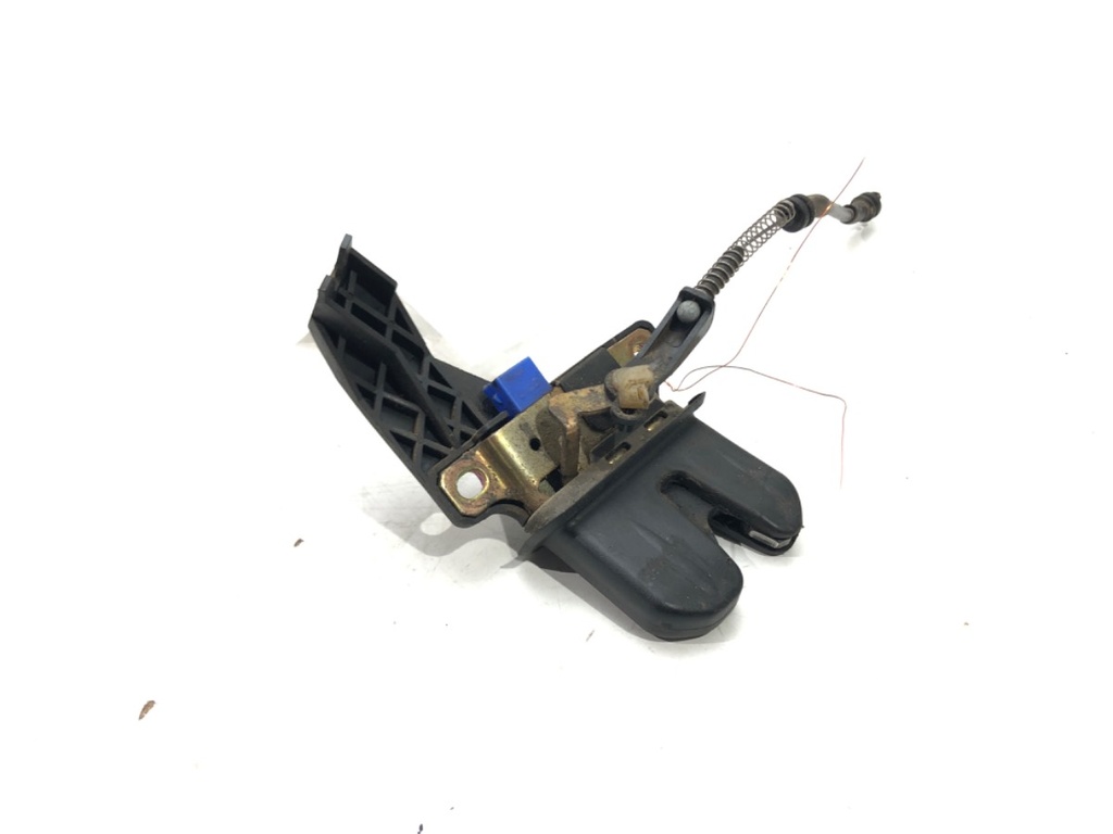 [STARK-527220] Cierre de portón trasero AUDI A4 B6 (8E2) 2.0 gasolina 2000-2005