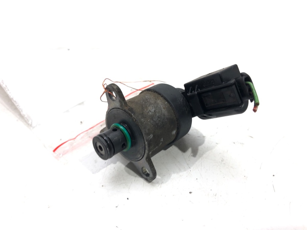 [STARK-529843] Regulador de presión de combustible BMW Serie 1 (E87) 118d 2004-2007
