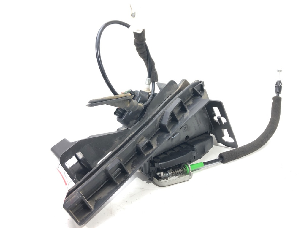 [STARK-531156] Cerradura de puerta trasera izquierda Ford Mondeo V sedán (CD) 2012-2022
