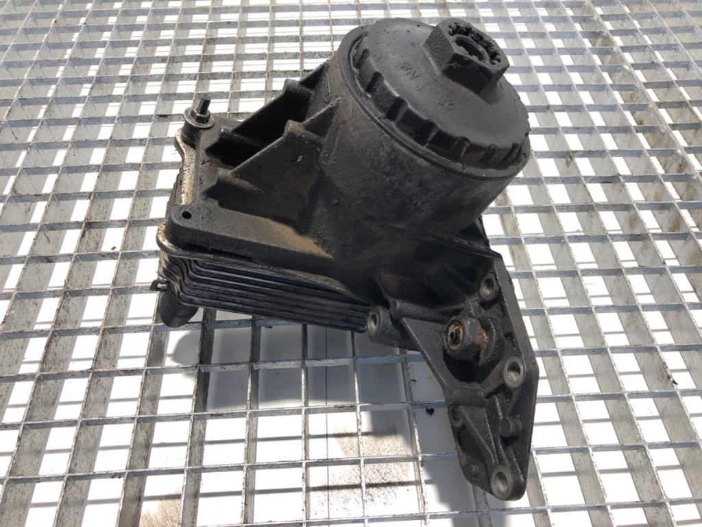 [STARK-531593] Radiador de aceite Ford Transit Autobus 2.4 TDE 92 kW 2001-2006