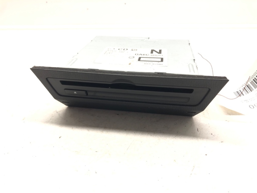 [STARK-534560] Cambiador de CD MAZDA 2 (DL, DJ) 2014-2022