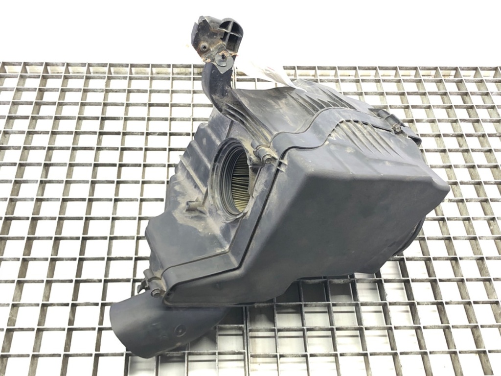 [STARK-555769] Caja de filtro de aire Ford Focus III Turnier 1.5 TDCi 88 kW (120 CV) 2014-2022