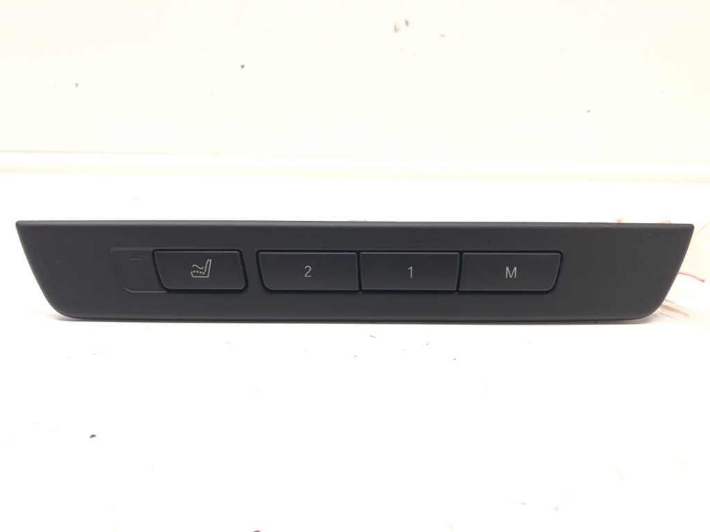 [STARK-560342] Interruptor BMW 7 (F01, F02, F03, F04) 2008-2015 750i/Li 300kW 408CV