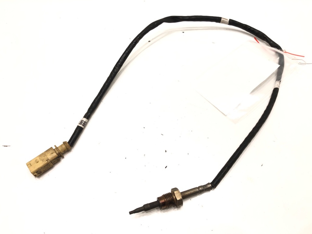 [STARK-577947] Sensor de temperatura de combustible VW Golf VII Variant 1.6 TDI 85 kW 04L906088DF