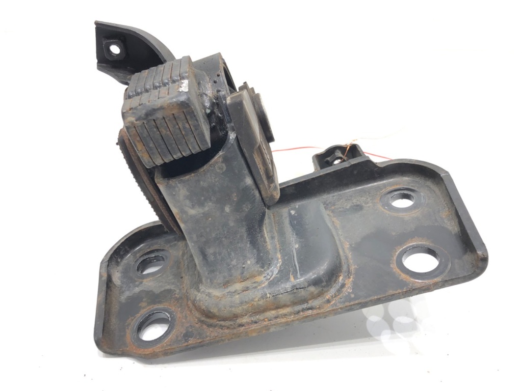 [STARK-586032] Soporte de motor izquierdo Toyota Auris Kombi (_E18_) 1.6 D4-D (WWE185_) 2013-2018
