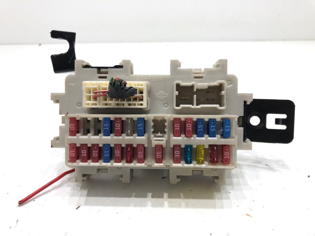 [STARK-602690] Caja de fusibles NISSAN ALTIMA (L31) 2.5 130 kW 2001-2006