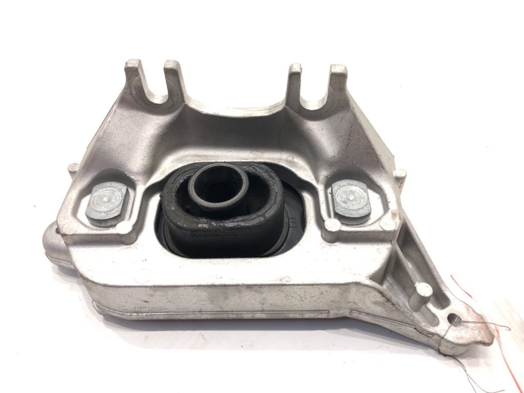 [STARK-609515] Soporte de motor izquierdo Renault Captur II 2020-2022 TCe 140