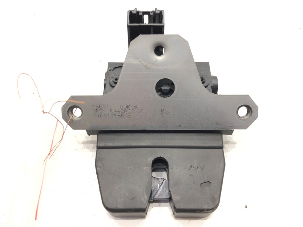 [STARK-630548] Cierre de portón trasero Ford Mondeo IV (BA7) 2007-2015