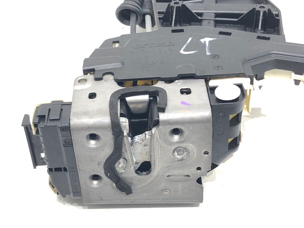 [STARK-636173] Cierre de puerta trasera izquierda JEEP COMPASS (MP, M6) 2016-2022