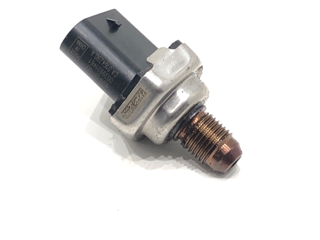 [STARK-636930] Sensor de presión de combustible Jeep Compass (MP, M6) 1.3 2WD 2020-2022