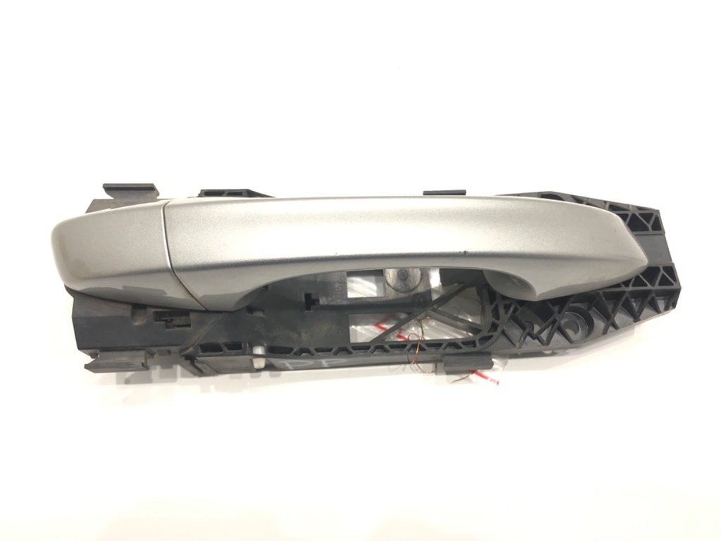 [STARK-641618] Manilla exterior de puerta delantera derecha VW Golf VII Variant (BA5, BV5) 2013-2022