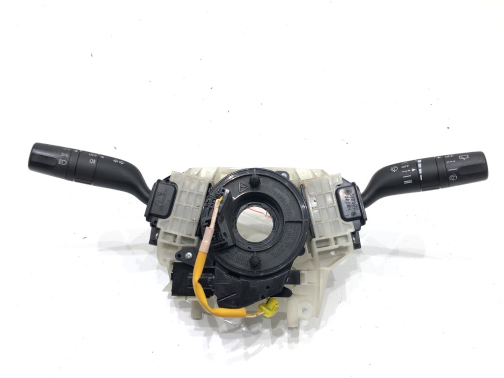 [STARK-641850] Combinado de luces MAZDA 3 (BL) 1.6 MZR 77 kW 2008-2014