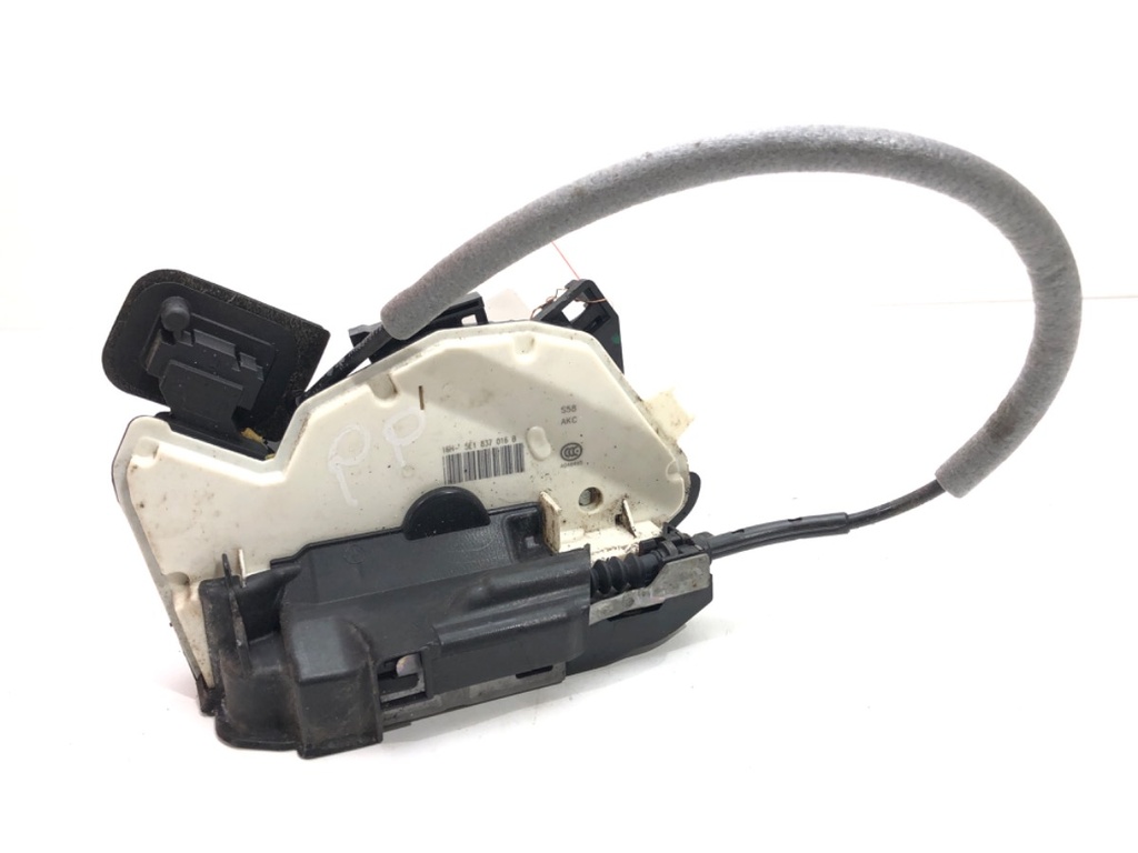 [STARK-647148] Cierre de puerta delantero derecho SKODA OCTAVIA III (5E3, NL3, NR3) 2012-2022