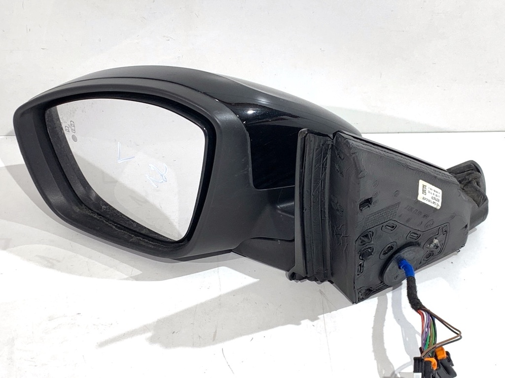 [STARK-829193] Retrovisor izquierdo OPEL CORSA F 2019-2022