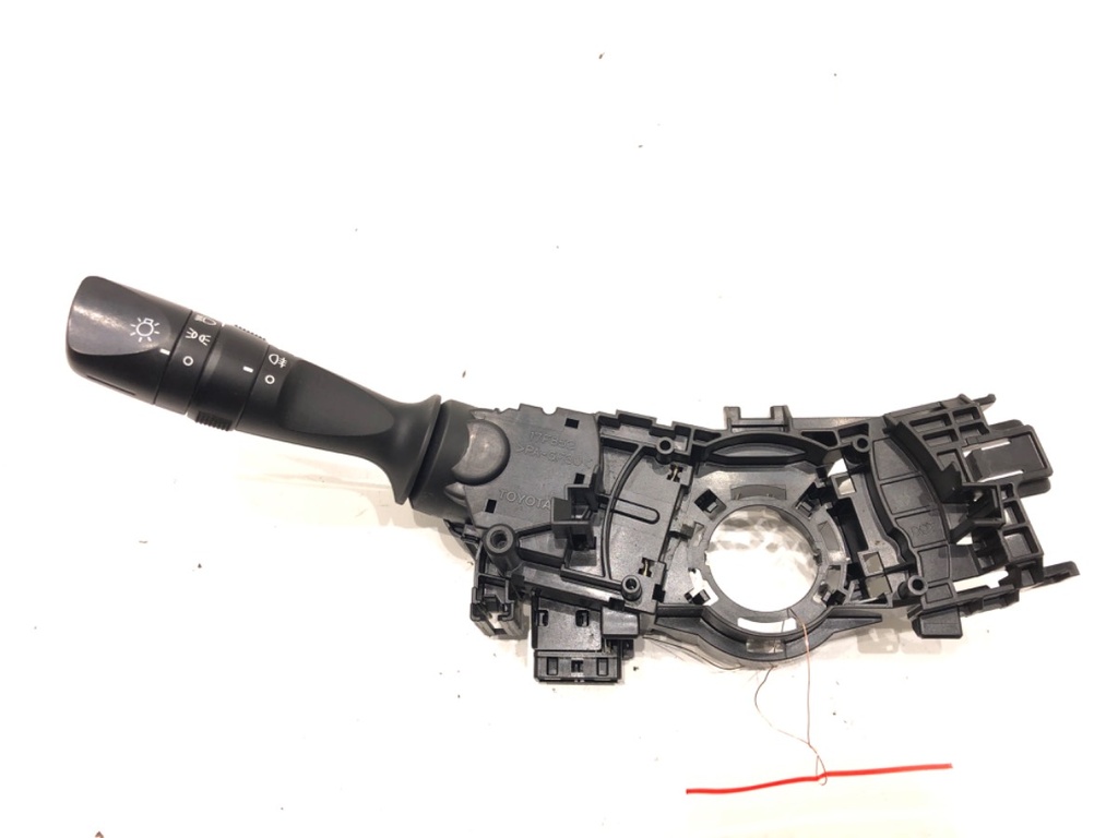[STARK-659937] Interruptor de intermitencia Toyota Corolla sedán (_E18_, ZRE1_) 2013-2019