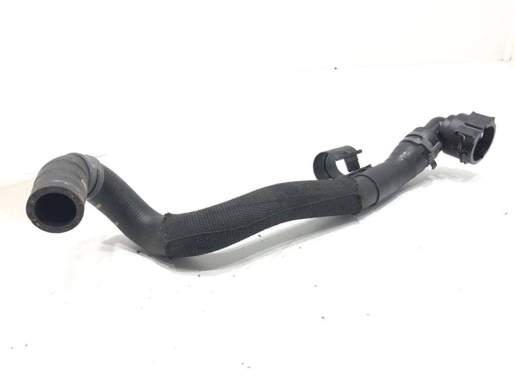 [STARK-664652] Drenaje de agua SKODA SUPERB III (3V3) 2015-2022