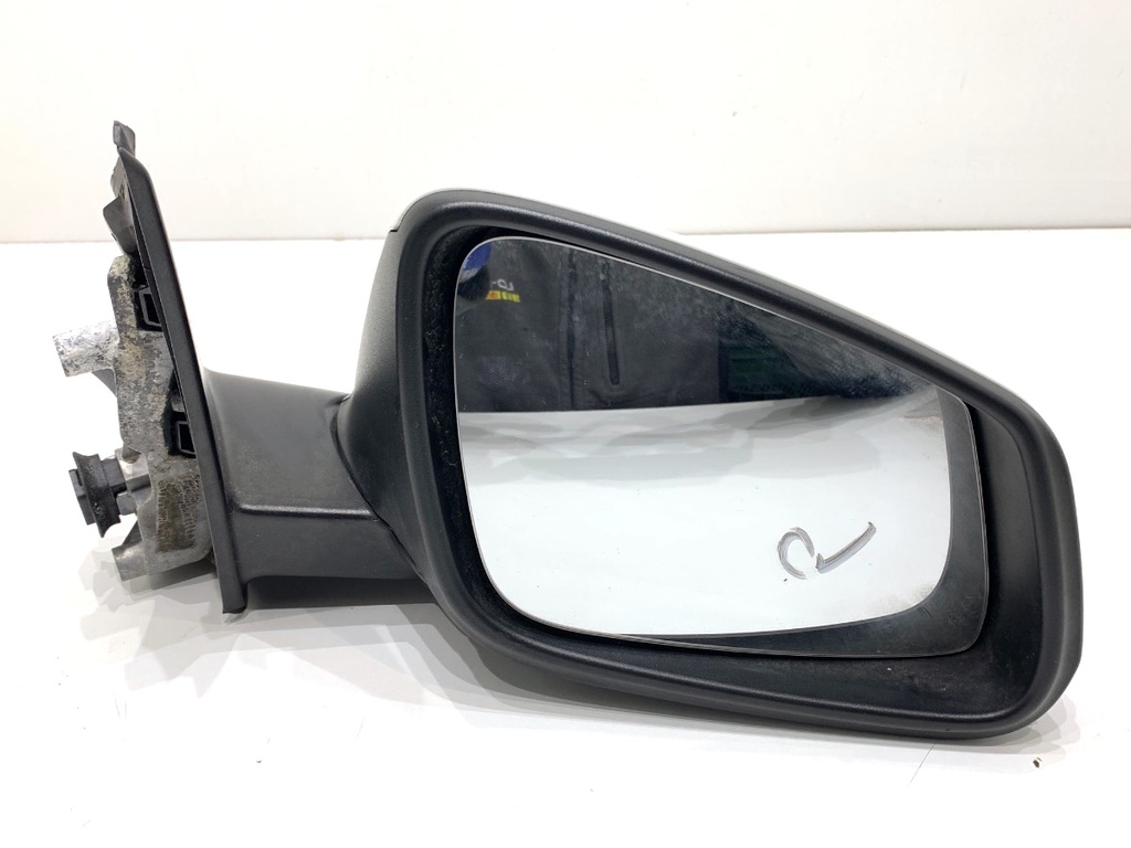 [STARK-829639] Retrovisor derecho BMW X1 (F48) 2014-2022