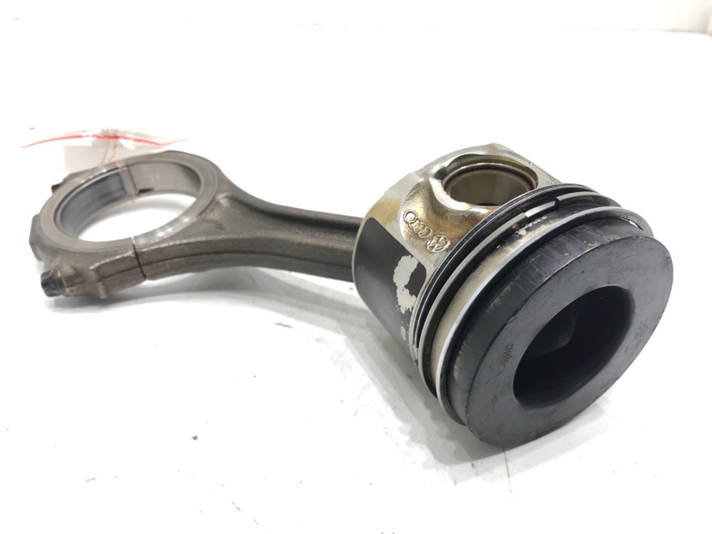 [STARK-670771] Pistón con biela Audi A8 D3 (4E2,4E8) 4.2 TDI quattro 2005-2010