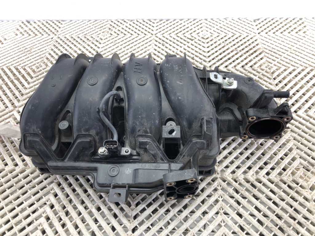 [STARK-681315] Colector de admisión Toyota RAV4 IV (_A4_) 2.5 Hybrid (AVA42_) 2015-2018