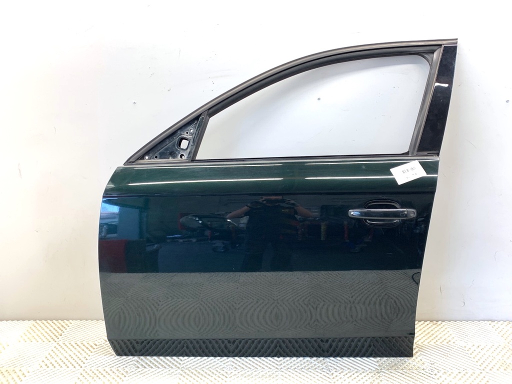 [STARK-852805] Puerta delantera izquierda Audi A4 B8 (8K2) 2007-2015