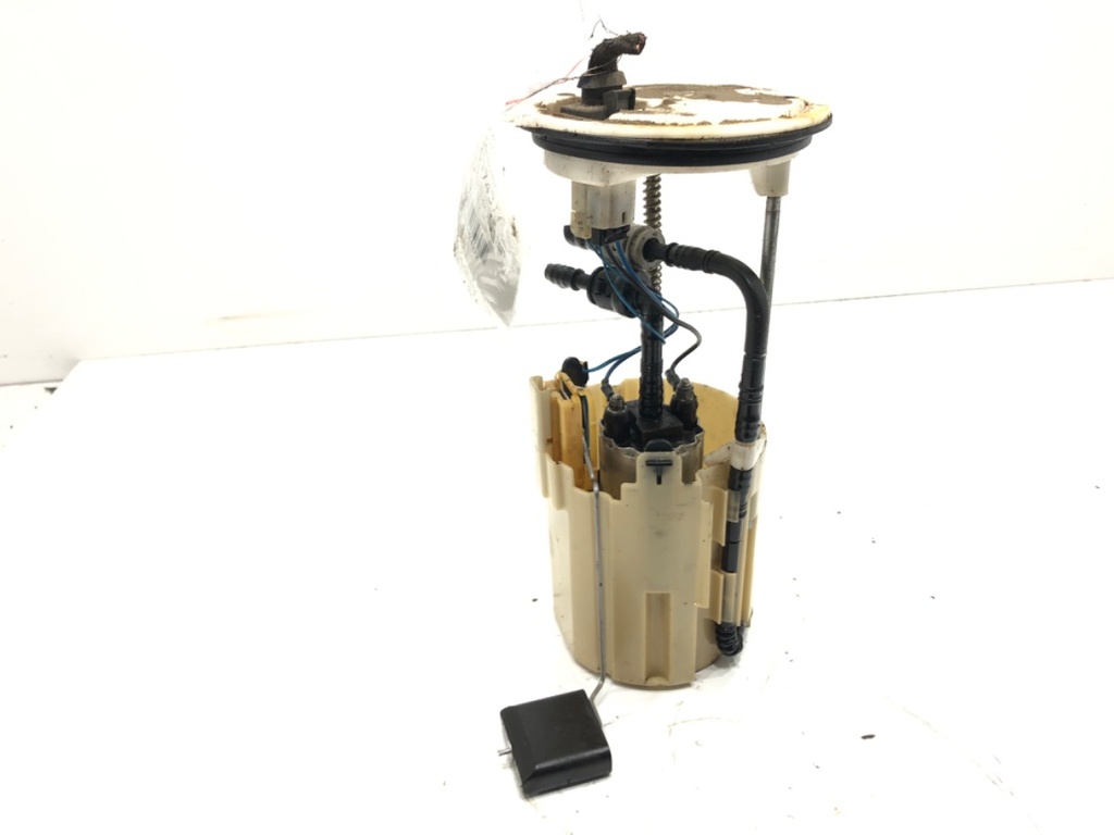 [STARK-697437] Bomba de combustible Mercedes-Benz Clase A (W169) 2004-2012