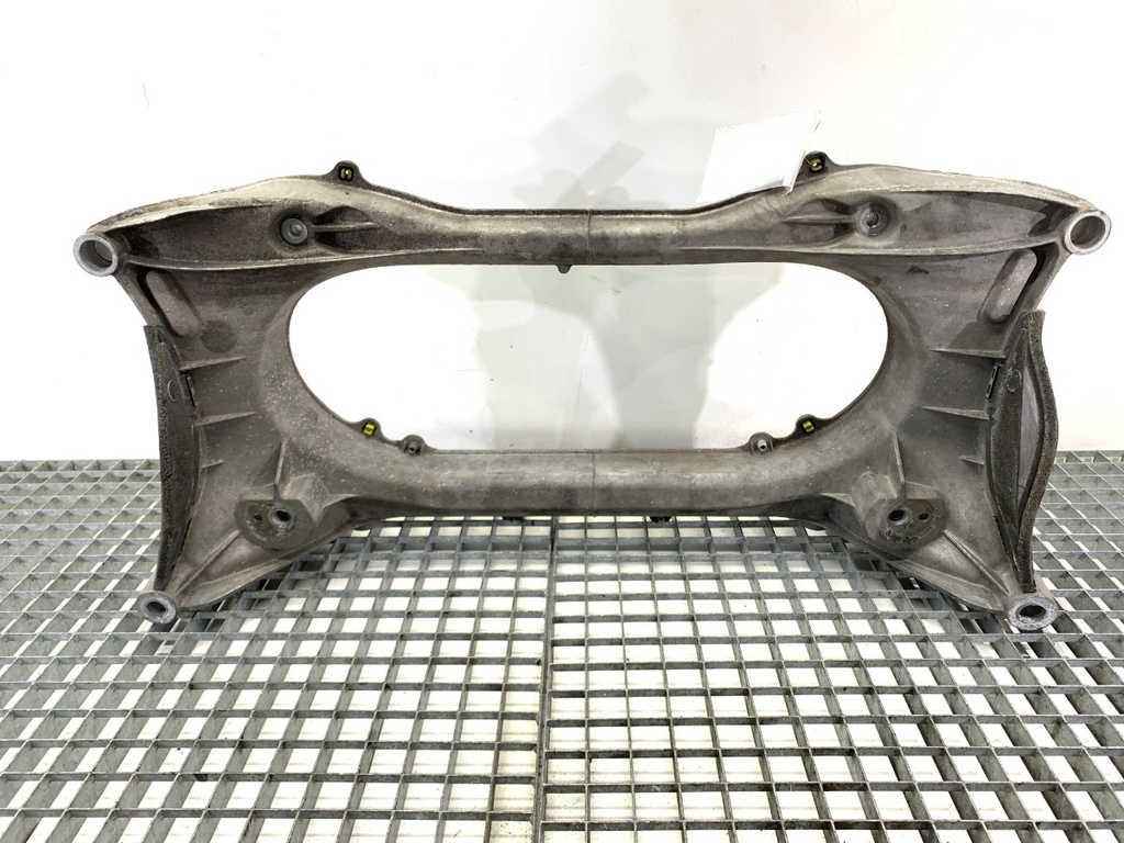 [STARK-863769] Soporte de motor LEXUS IS III (_E3_) 2013-2022