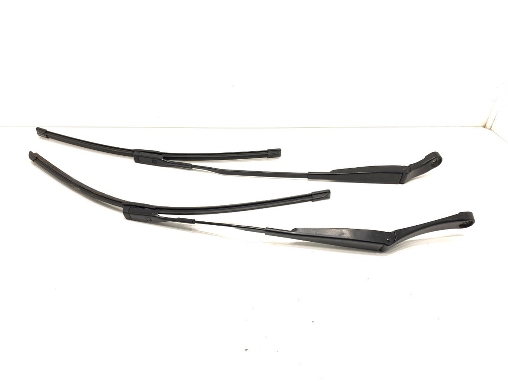 [STARK-709927] Brazo limpiaparabrisas delantero completo AUDI TT (FV3, FVP) 2014-2022