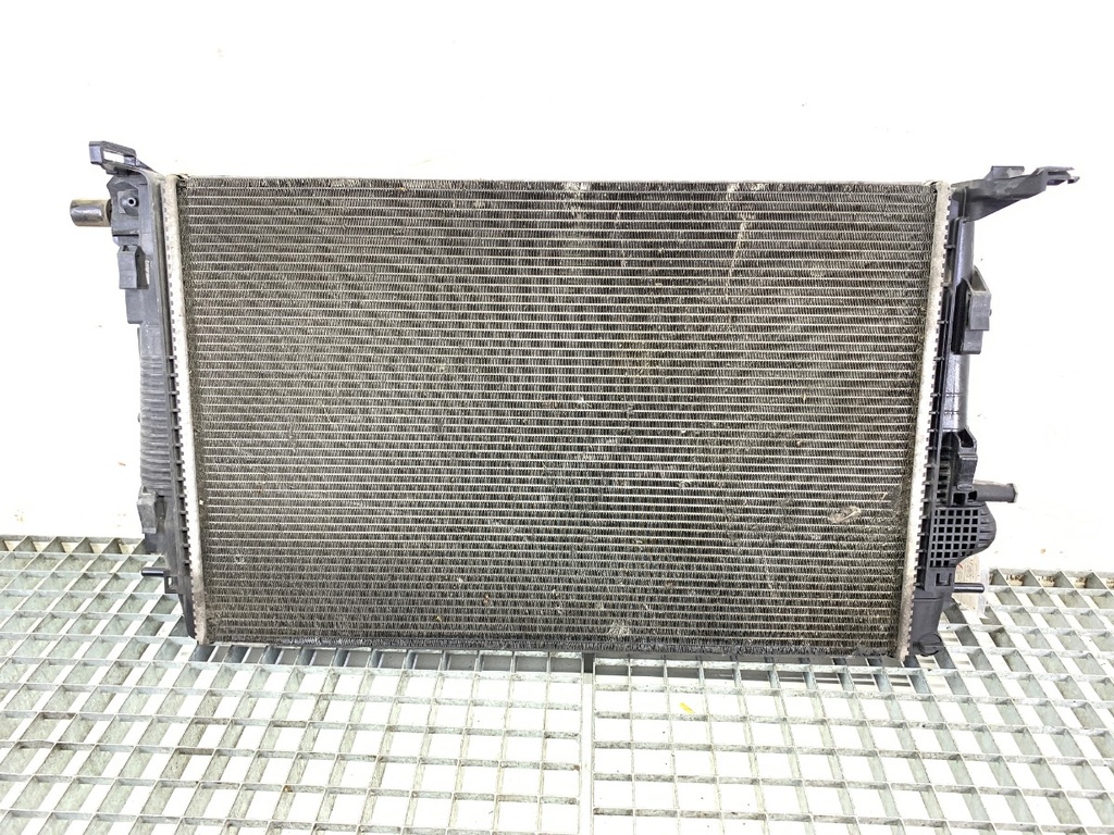 [STARK-729834] Radiador de agua Renault Scénic III (JZ0/1_) 1.6 dCi 96 kW 2011-2022
