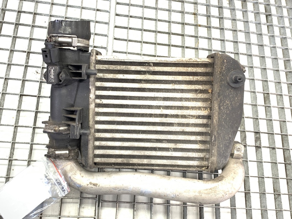 [STARK-731670] Intercooler Audi A6 C6 Avant (4F5) 3.0 TDI quattro 2004-2011
