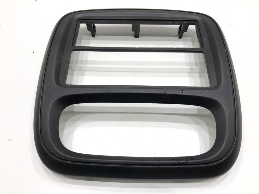 [STARK-827348] Moldura decorativa RENAULT TRAFIC III Autobus (JG_) 2014-2022 1.6 dCi 125