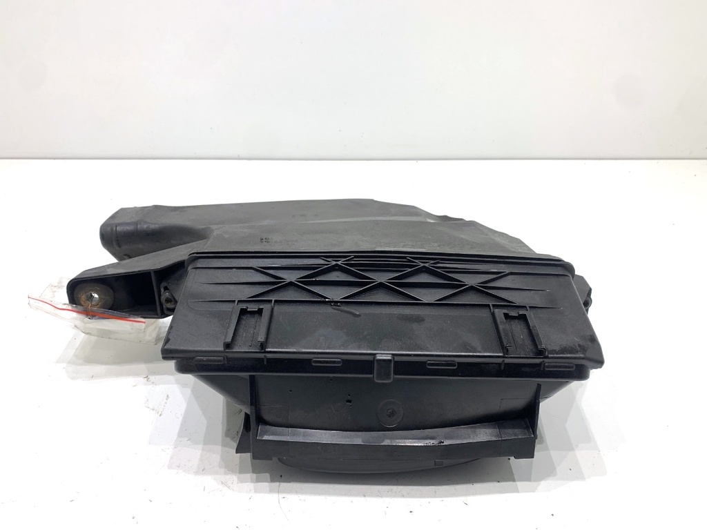 [STARK-850283] Caja de filtro de aire Mercedes-Benz CLS Shooting Brake (X218) 2012-2017