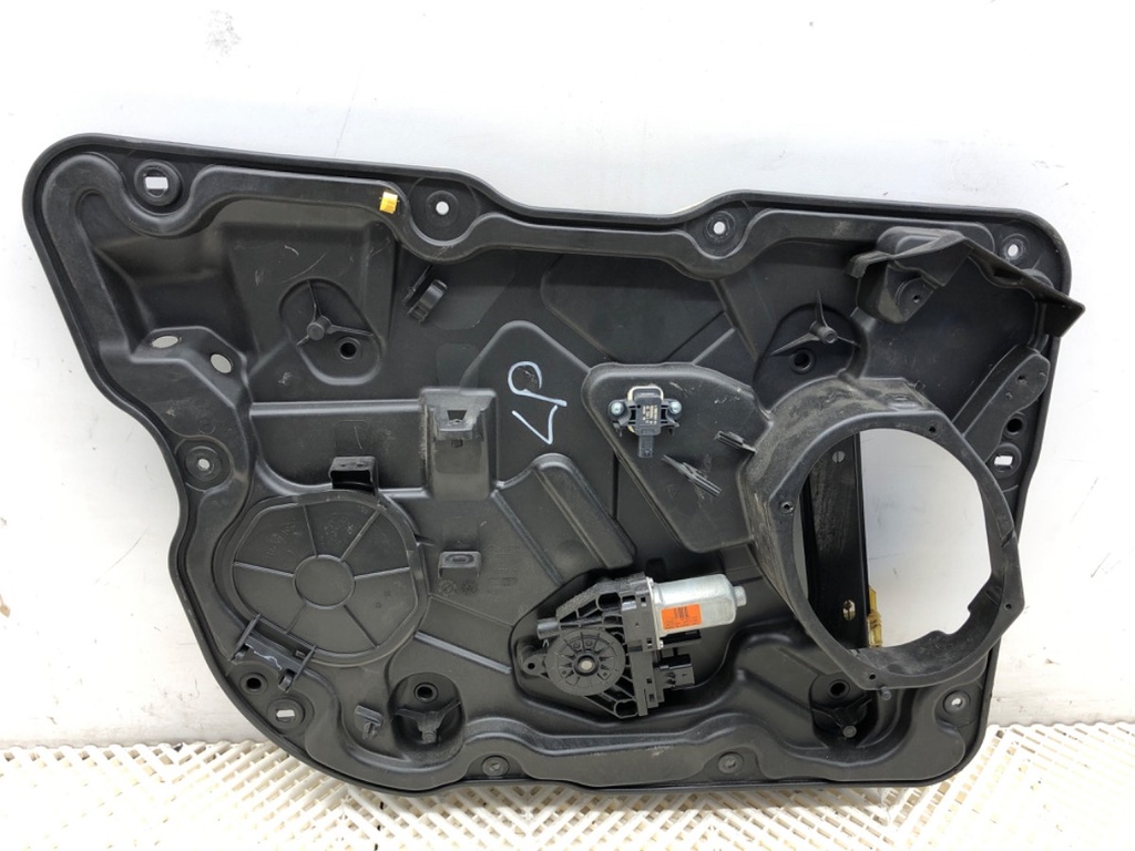 [STARK-862769] Elevalunas delantero izquierdo Jeep Grand Cherokee IV (WK, WK2) 2010-2022