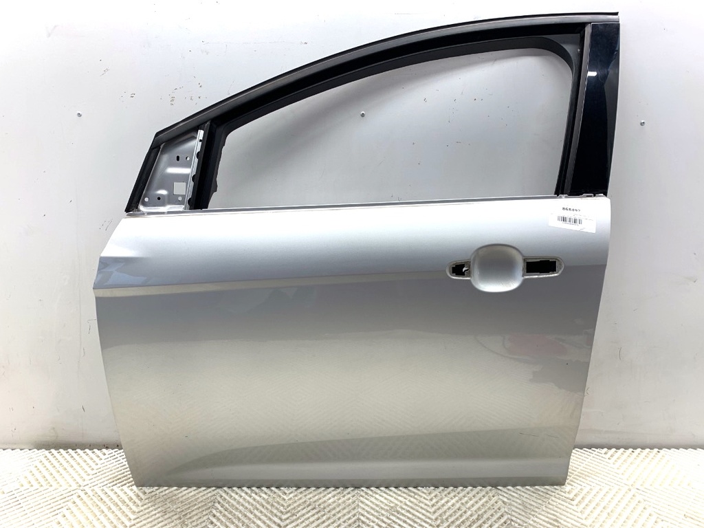[STARK-868497] Puerta delantera izquierda Ford Focus III Turnier 2010-2022