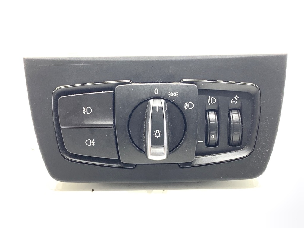 [STARK-913598] Interruptor de luces BMW Serie 3 (F30, F80) 2011-2018