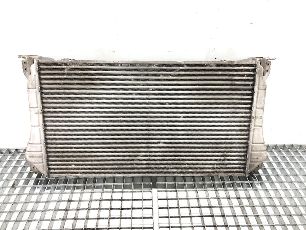 [STARK-569953] Intercooler Toyota Avensis Kombi (_T27_) 2.0 D-4D 2009-2018