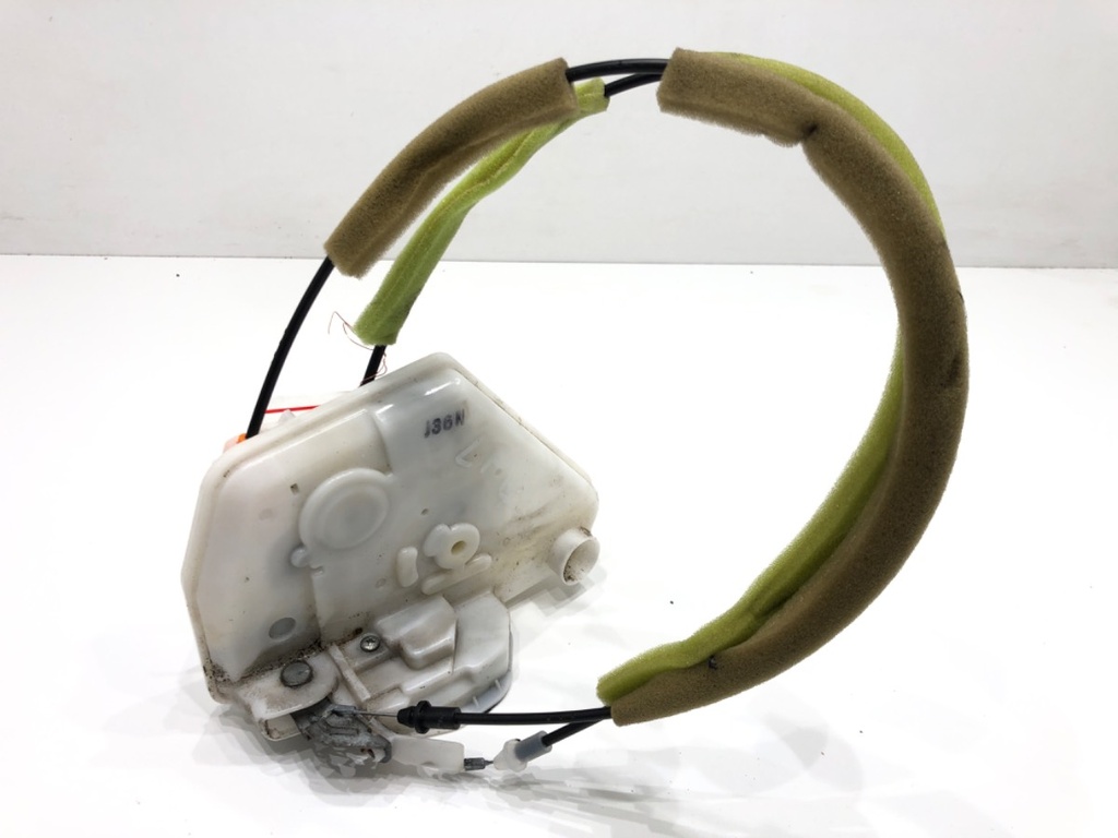 [STARK-662463] Cerradura de puerta delantera izquierda Mazda CX-5 (KE, GH) 2011-2017