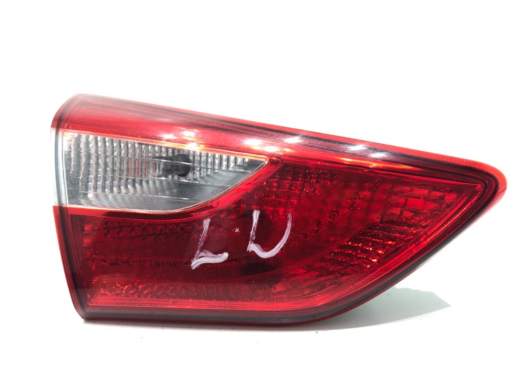 [STARK-702565] Piloto trasero izquierdo HYUNDAI i30 (GD) 2011-2016