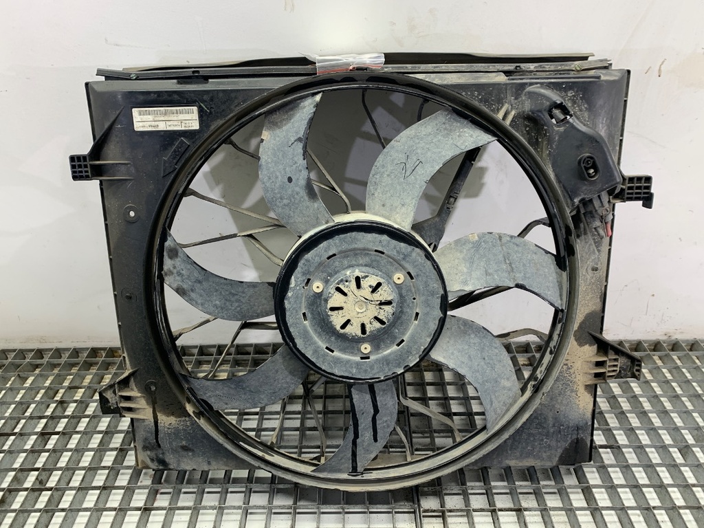 [STARK-881561] Ventilador del radiador JEEP Grand Cherokee IV (WK, WK2) 3.0 CRD V6 4x4 177 kW 2011-2022