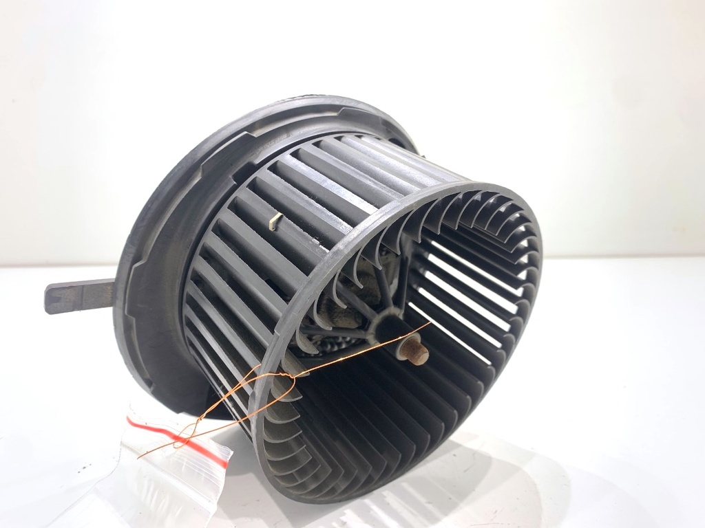 [STARK-847598] Ventilador de admisión de aire SEAT Alhambra (710, 711) 2.0 TDI 125 kW 2010-2022