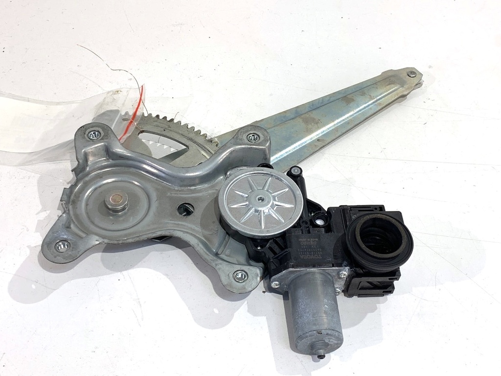 [STARK-862487] Elevador de ventanilla trasera izquierdo Lexus IS III (_E3_) 2013-2022