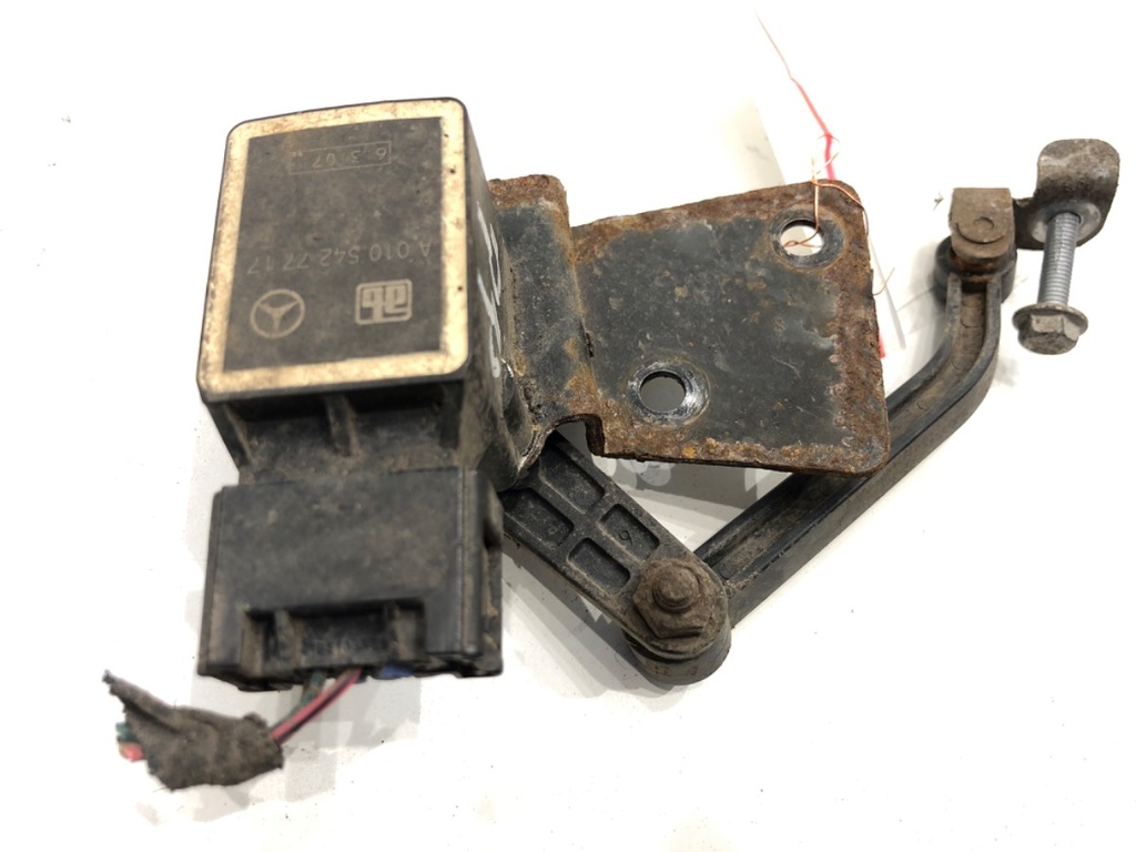 [STARK-879831] Sensor de nivel de xenón Mercedes-Benz Clase GL (X164) 2006-2012