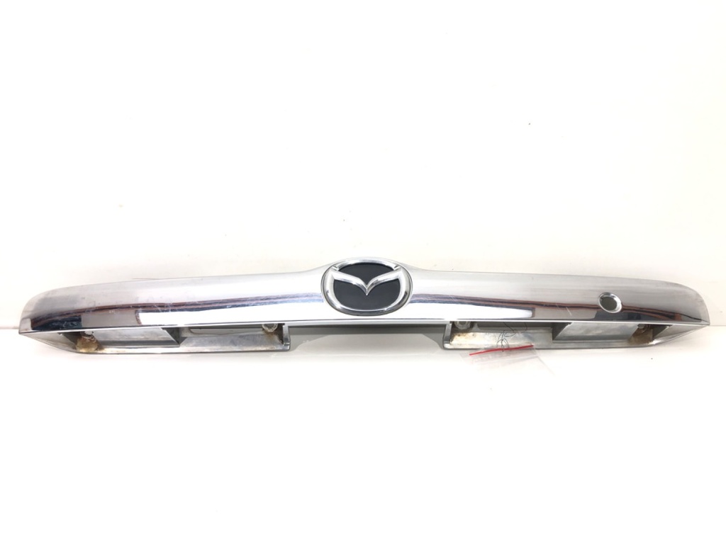 [STARK-522915] Moldura de portón trasero Mazda Tribute (EP) 2.0 91 kW 2000-2008