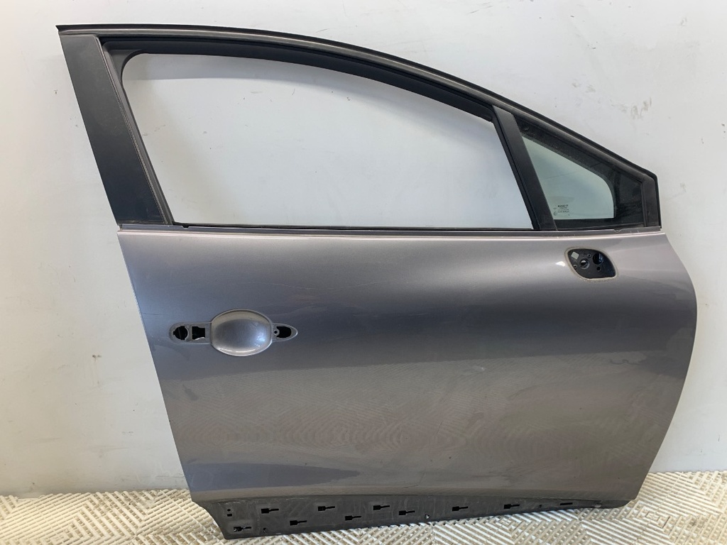 [STARK-887667] Puerta delantera derecha Renault Clio IV (BH_) 2012-2022